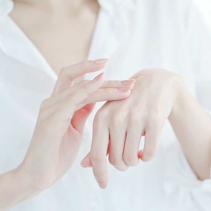 LOTION DÉSINFECTANTE POUR LES MAINS